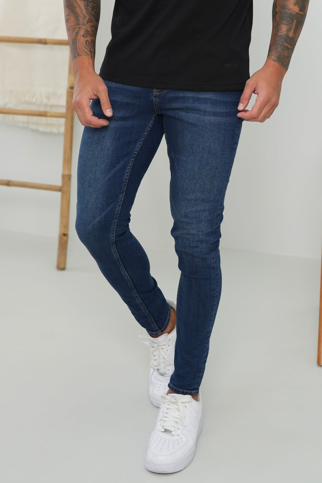 Spray on Jeans - Dark Blue - Emolos
