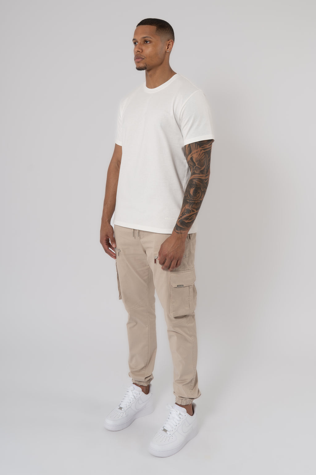 Essential T-shirt - Off White - Emolos