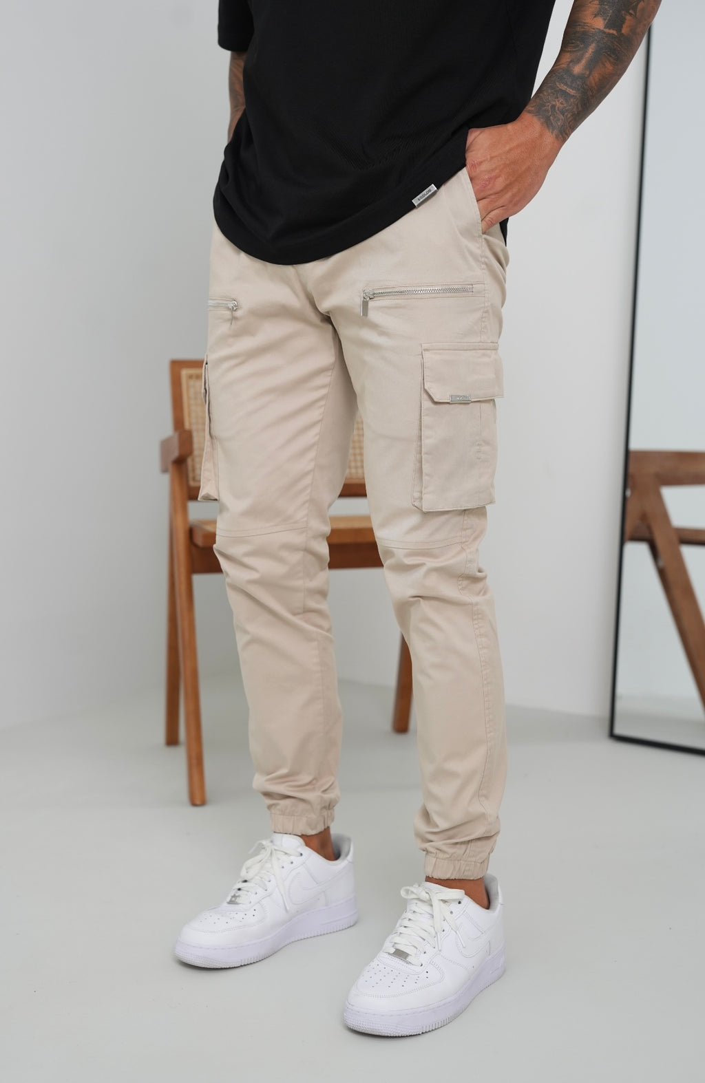 V2 Zip Details Cargo Pants - Beige - Emolos