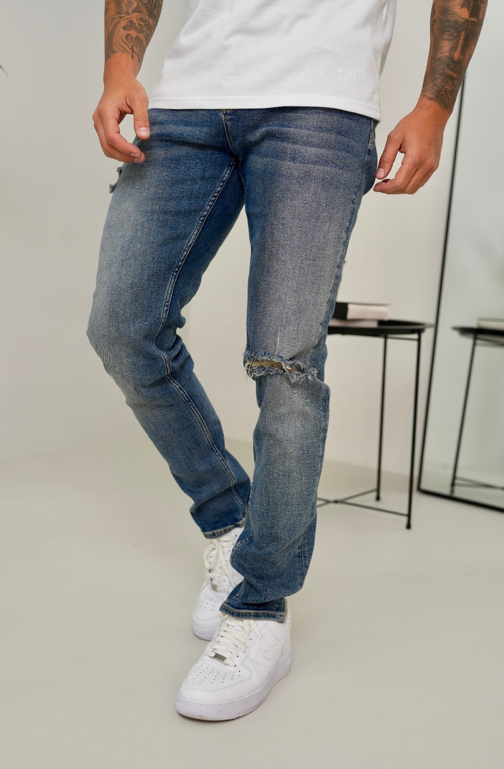 Slim Fit Jeans Washed  Mid Blue Ripped - Emolos