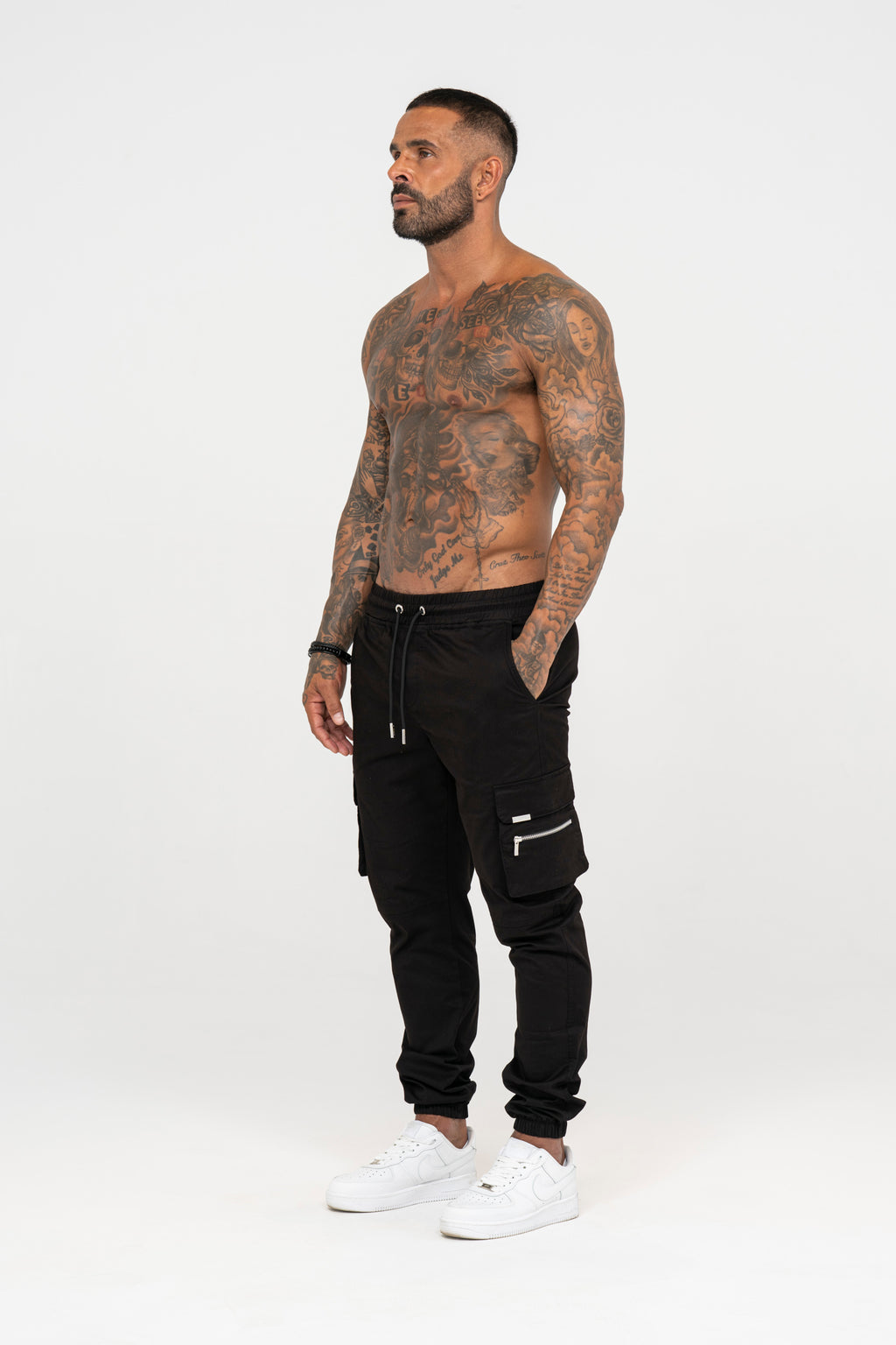 Essential Cargo Pants - Black - Emolos
