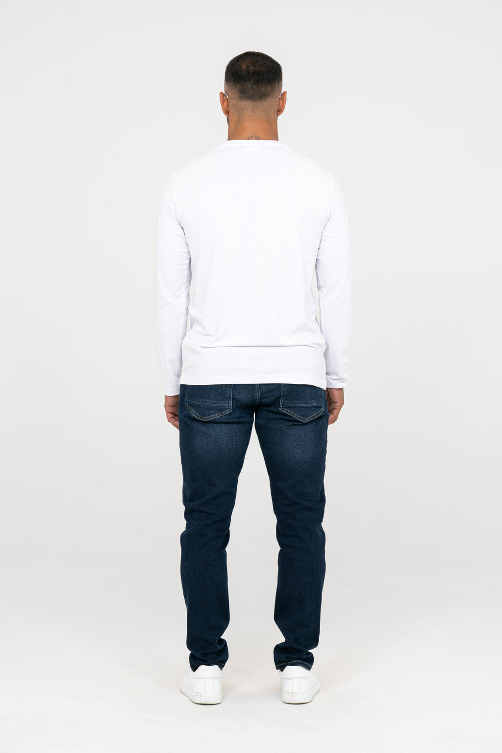 Essential T-Shirt – Off-White