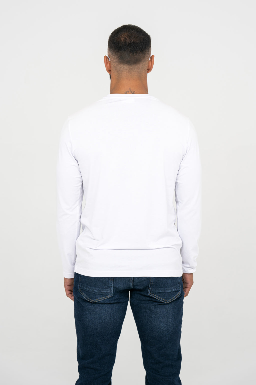 Essential T-Shirt – Off-White