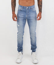 Load image into Gallery viewer, Light Blue Skinny Jeans Small Repaired